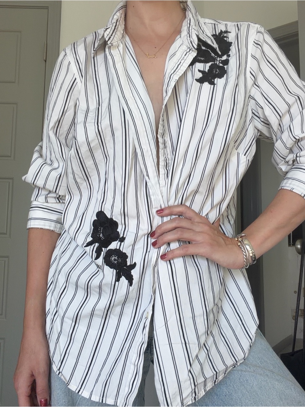 Oversized Ralph Lauren White Shirt with Black Stripes and Floral Embroidery